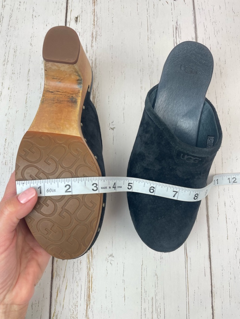 UGG Abbie Clog - Picture 15 of 16